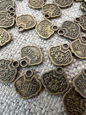 Vintage Chinese 50 Pieces Coins Lot Bunde